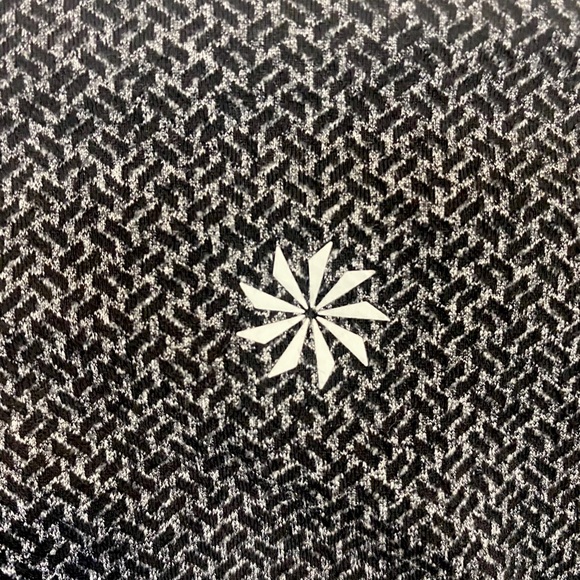 Athleta Criss Cross Power Up Leggings XS EUC - Picture 5 of 8